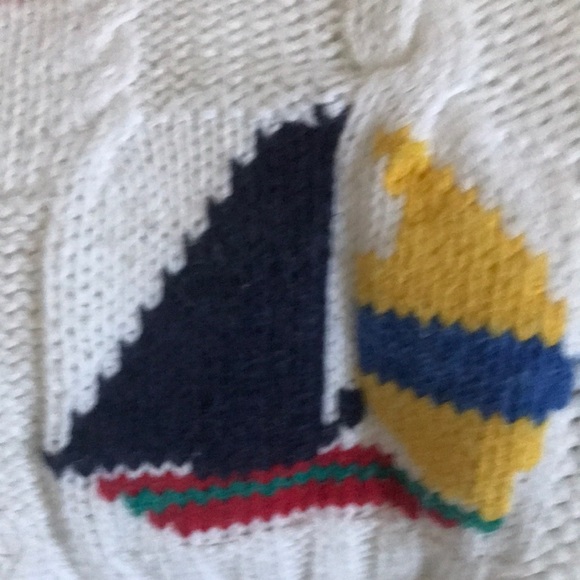 This fun sweater is in very good condition. - Picture 8 of 11